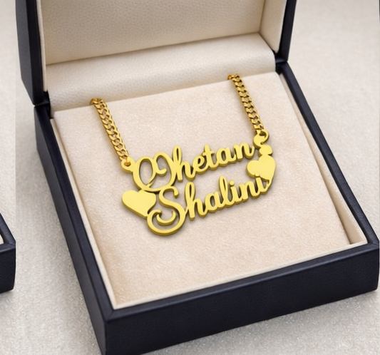 Custom Couple Name Necklace – Personalized Gold Name Pendant for Lovers